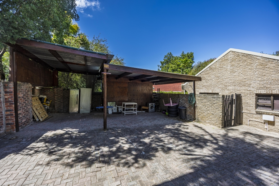 4 Bedroom Property for Sale in Nahoon Valley Park Eastern Cape